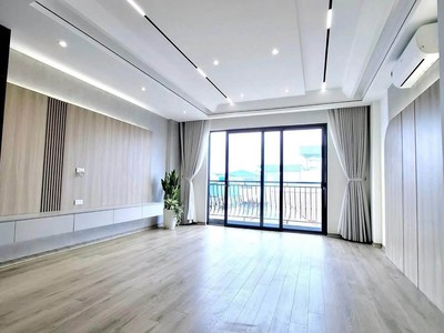 Phân lô trung yên, ô tô hạn chế kinh doanh, 100m, mt 5m, 28 tỷ 4