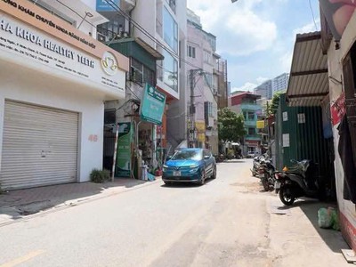 Gđ cần bán nhà mặt phố hoàng ngân - siêu phẩm - mặt phố vỉa hè- ô tô tránh 0