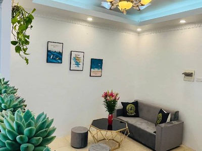 Căn hộ chung cư hàng hiếm - nhỏ xinh 2 ngủ - lô góc - thang máy - sổ riêng như cc bình thường 3