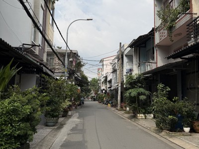 Nhỉnh 4 tỷ mặt tiền kinh doanh 8m có lề giáp tân phú 4 x 11 - 2 phòng ngủ 2