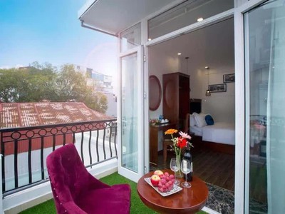 Linhhk bán ks mini hàng thiếc 10 phòng, doanh thu ổn định 0