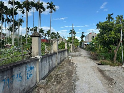 Giá hiếm   đất thổ cư ngõ 82 hòa nghĩa   zalo 0567 222 555 2