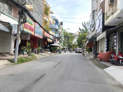 Cơ hội sở hữu nhà phố 4 tầng   lửng trên mặt tiền đường 8.5m tại Trung tâm Linh Tây, Thủ Đức 9