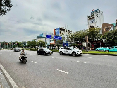 Bán nhà mặt tiền trường sơn - đối diện cv hoàng văn thụ, 4,3x21m, 5 t, hđt 40tr, 24,8 tỷ. 0