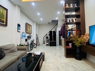 Bán nhà tân mai- hoàng mai, ô tô, lô góc, 40/42 m2, 4 tầng, mt 6 m, giá 11 tỷ. 4