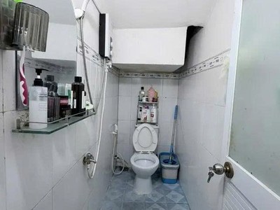 Nhà đẹp, 2 tầng - dt 40m2 - tân phú -  gần chợ tân hương   nhỉnh 4tỷ 4