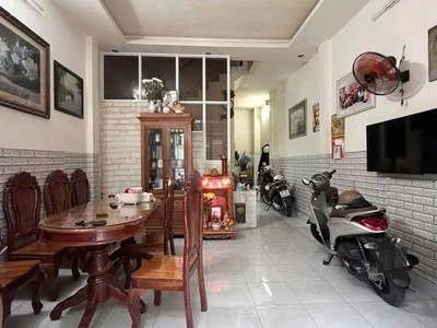 Nhà đẹp, 2 tầng - dt 40m2 - tân phú -  gần chợ tân hương   nhỉnh 4tỷ 1