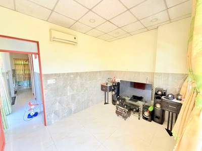 Nhà xe hơi ngủ trong nhà dt 144m 7.4x19.5m nở hậu 8.5m , đoàn nguyễn tuấn, hưng long, 0908074771 3