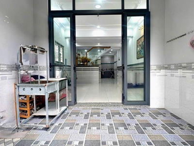 Bán nhà 4x13m 2 tầng shr lê văn khương hiệp thành q12 hẻm xe hơi 5 mét 2