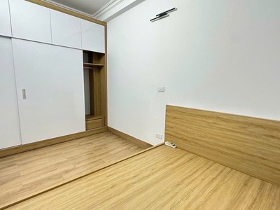 Bán nhà bồ đề long biên,oto,nhà đẹp,lô góc, view thoáng mát,36m nhỉnh 7 tỷ tl 1