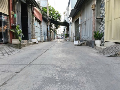 Bán gấp nhà đsố 4 sau lưng trường kim đồng  hẻm 6 thông kd 53m2-2 tầng 3 tỷ 99 0