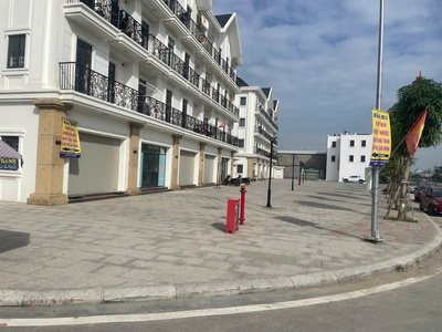 Tầng Một Hoàng Huy New City mặt Đỗ Mười 3