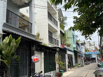 Nhà cực phẩm phong cách Indochine 1 trệt 3 lầu gần bến xe buýt hiệp thành q12 0