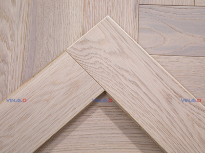 Thi công sàn gỗ xương cá tại Cổ Bi Gia Lâm 13