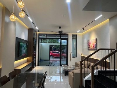 Không có chỗ chê nhà 3 tầng cực đẹp mặt tiền THANH HOÁ,HOÀ XUÂN,có gara ôtô, sát Võ An Ninh 11