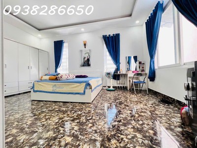 Siêu phẩm mặt phố - nội thất xịn - ngang bề thế 8m x 27m2   189m2 ,2pn,2wc ,  giá 14 tỷ 750 triệu 4