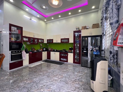 Bán nhà mtkd ngay metro hiệp phú q12 ngang 6.6m 165m2 3 tầng đẹp vào ở và kd chỉ 17.5 tỷ. 2