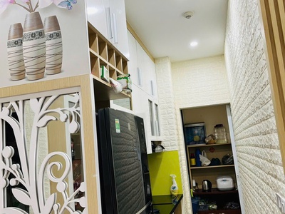 Chủ nhà lên phố nhờ chuyển nhượng - căn hộ tầng trung toà 32b the golden an khánh 2