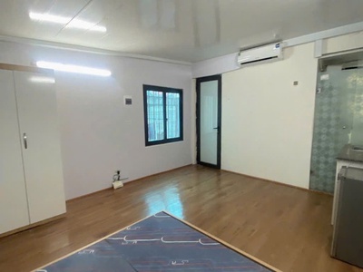 1 nhà ra phố - p đồng nhân, 3 bước ra hồ hương viên - nhà xây mới, dt 44m, 06 tầng. 4