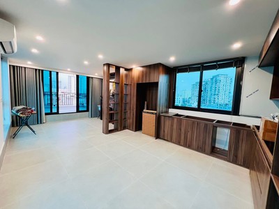 Mặt ngõ phạm tuấn tài - to hơn phố - thang máy - vỉa hè xe con hạn chế hoạt động - ngõ thông. 2