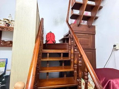 Nhà đường hoàng văn thụ phường 4 tân bình cũ. 2