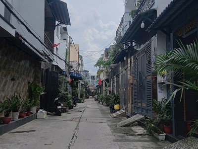 Siêu phẩm mặt tiền 6m - bình tân - 5 tầng - dt 60m2 - xe hơi ngủ nhà - nhỉnh 8 tỷ 1