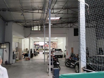 900 1.000m    mặt phố nguyễn văn cừ   mt 8.5m   1 tầng   giá 220 tỷ 1