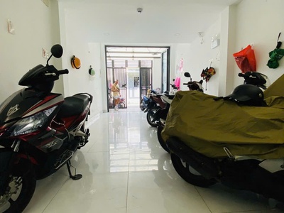 Chdv siêu hiếm - dòng tiền 40tr/th - phan xích long - 5 tầng - 8pn lớn - hxh thông - gấp bán 11.6 3