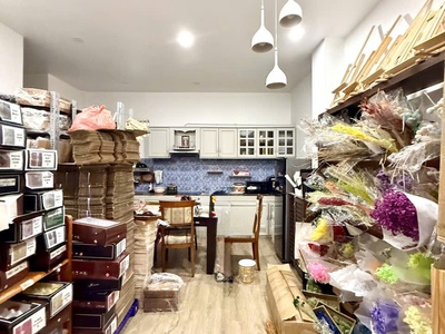 Nguyễn đình chính - phú nhuận - nhà chính chủ - thu nhập 20tr/th - 80m - nhà 3 tầng - bán 12.2 tỷ - 4