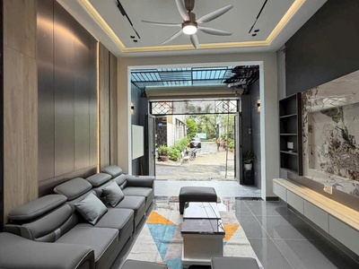 Nhà ngay chợ đường, hẻm lớn, nhà siêu đẹp, nội thất xịn xò 1