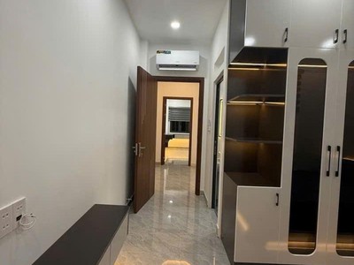 Nhà 5 tầng thiết kế sang trọng hiện đại - 62m2 - full nội thất- hẻm xe hơi thông huỳnh thị hai và 2