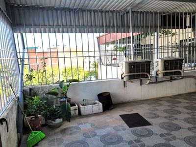 Chính chủ bán nhà 4 tầng, sổ đỏ, gần đường Oto tải tránh. 10