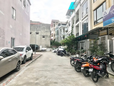 Cho thuê tầng 1 Nhà liền kề trong phân khu phân lô Bộ Quốc Phòng - 362 Bùi Xương Trạch Diện tích 66m 1