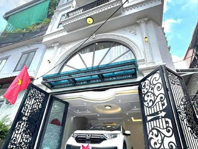 Giảm sốc - chủ cần tiền giảm sốc 200tr - siêu phẩm nguyễn văn linh - căn góc 6 tầng thang máy 0