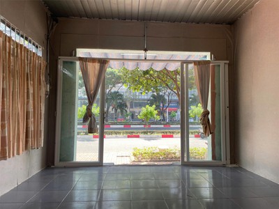 Cho thuê mặt bằng kính đẹp mặt tiền đường bình giã 2/9 vũng tàu 2