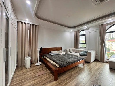 Thơm  mp trung hòa nc - tòa nhà 8t thang máy - 123m mt 8m - lô góc view hồ 3