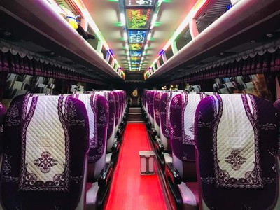 Cho thuê xe 45 chỗ giá rẻ xe đời mới SGC TOURIST 0