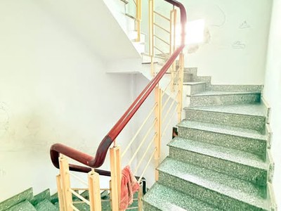 Nhà mặt tiền đường nhất chi mai phường 13 tân bình cũ. 3