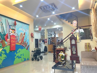 Bán biệt thự 3 lầu mái thái ngang 11m 275m2 có hầm t.máy dương quảng hàm tặng nt 46.8 tỷ. 3