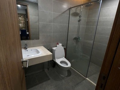 Vị trí đắc địa, hiếm có -tọa lạc trung tâm cầu giấy - vài bước ra công viên cấu giấy 81m2. 4