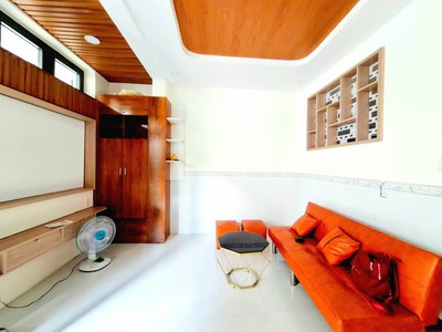 Chỉ 2.85 tỷ sát tân bình   30m2   2 tầng btct mới đẹp   tặng nội thất 3