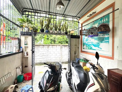 Bán gấp nhà 2 tầng 87m2 nở hậu đẹp linh xuân hxh chỉ 4.8 tỷ gần đh kinh tế luật 1