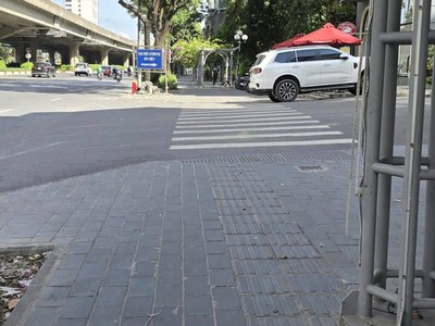 Bán nhà mặt đường khuất duy tiến-36m 7tầng 40mt-vỉa hè rộng- kinh doanh-giá 19,5tỷ 3