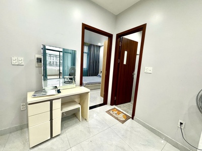 Căn hộ 1 ngủ tách bếp cho thuê rộng rãi giá 8tr tại Vin Marina 5