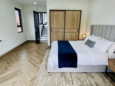 Duy nhất 1 căn   bán nhà đàm quang trung 38m x 6t oto thông, gara thang máy chỉ hơn 10t còn tl. 2