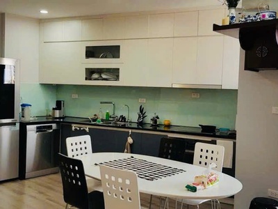 Gia đình mình đang sống tại căn hộ 72m khu 34 hoàng cầu, đống đa, hà nội 2