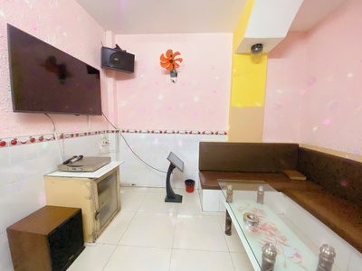 Bán nhà mặt tiền đường đông  hồ , phường 4 , quận 8  5 lầu , 7 phòng ngủ chỉ 9.8 tỷ 2