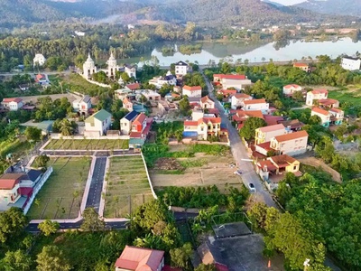 Chính chủ vk ck em  làm việc cho một cty ở hà nội - đã có sổ   giá . .  nhỉnh 1ty 1