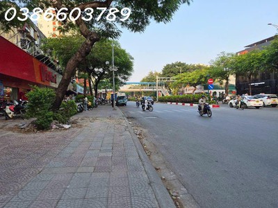 Mặt phố nguyễn văn cừ 438m mặt tiền 18m 2 tầng giá 260 tỷ 0