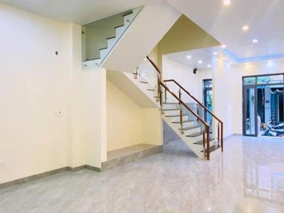 Nhà đẹp - bình tân - hxt- giáp tân phú - 4 tầng đẹp - dt 55m - nhỉnh 6 tỷ 0